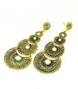 Green earrings1